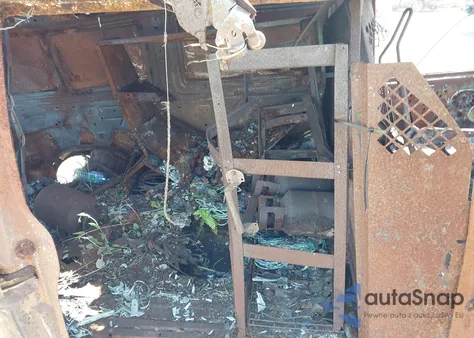 2011 Ford E-350 Super Duty Commercial из США, поврежденный, VIN 1FTSE3EL5BDA66554